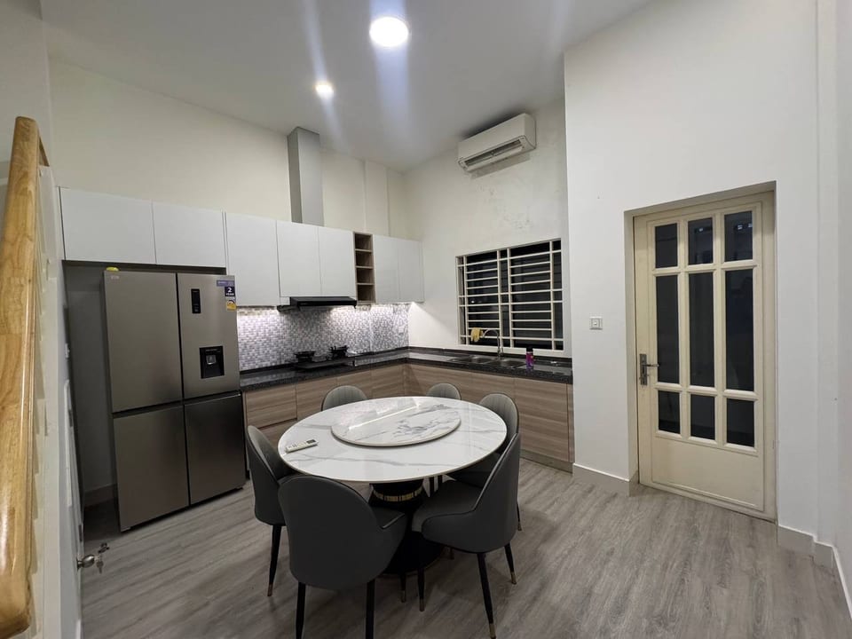 Turnkey Shophouse with Furniture, Eco Sunrise, view 3