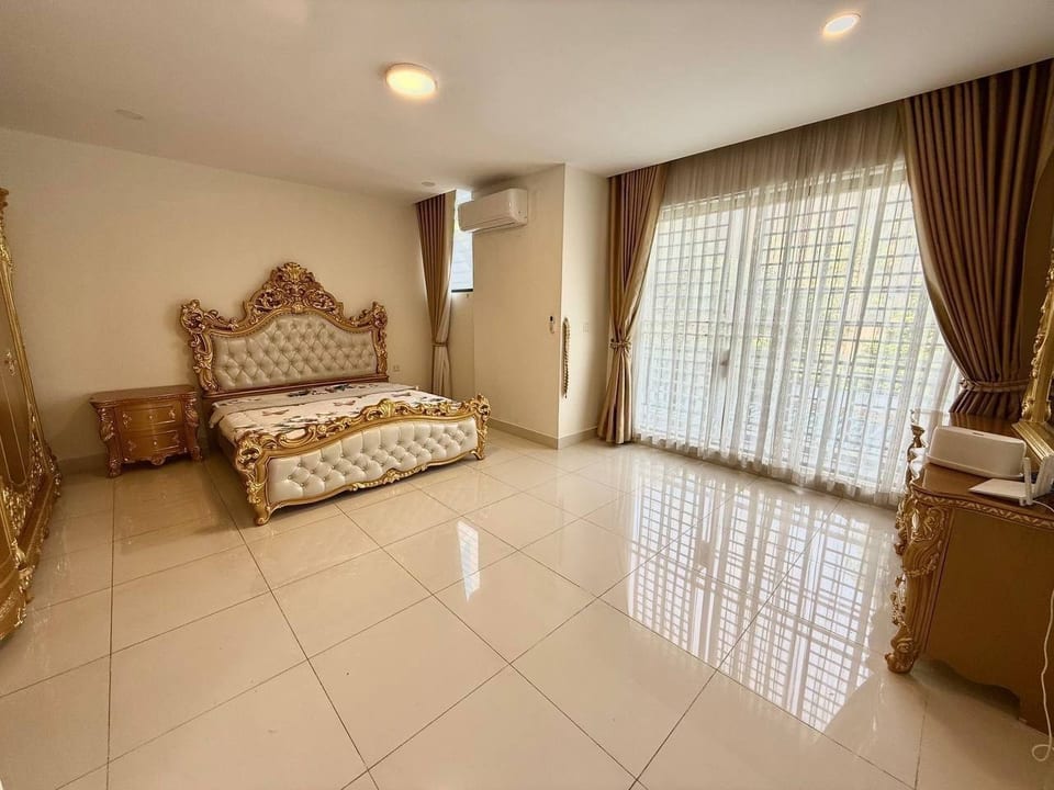 Twin villa with extra land for sale, Roseville, Chbar Ampov, view 6